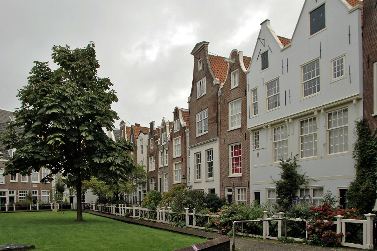 Begijnhof Quarter, Amsterdam